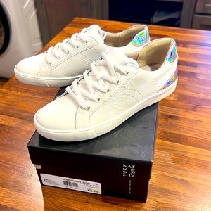 NIB Naturalizer Morrison Leather White Sneaker 7.5